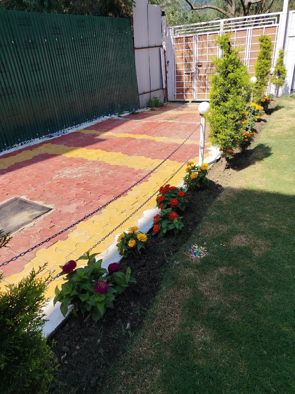 Scenic mountain garden surroundings at Heaven Heights
